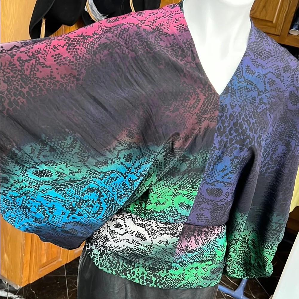 Louis Vuitton Purple Blue Graphic Wrap Blouse - Picture 3 of 16